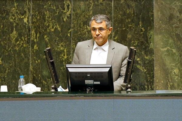 نماینده مجلس: مردم اطمینانی به برنامه‌ریزان و مسوولان اجرایی ما ندارند