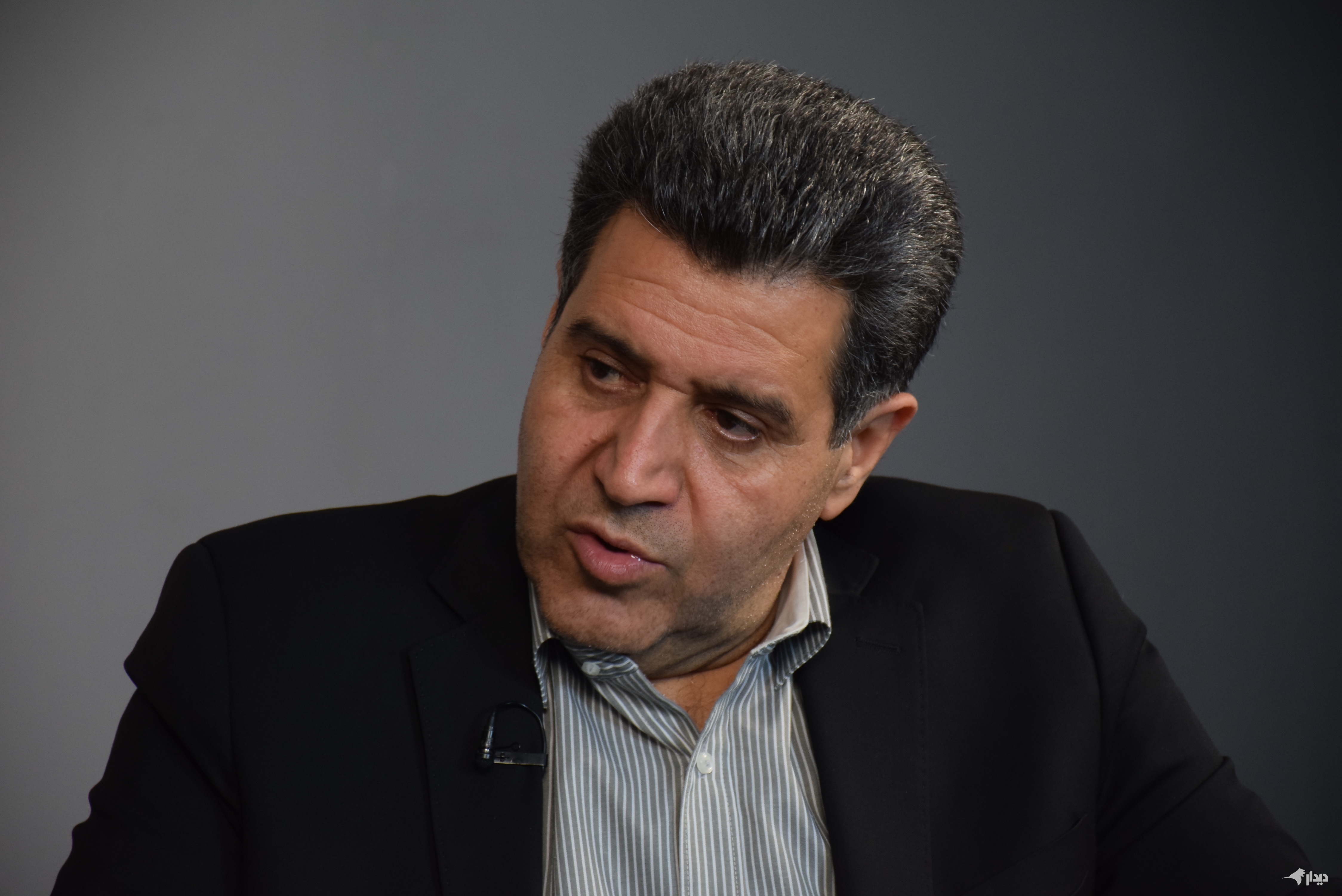حسین سلاح‌ورزی: امسال، شاهد ضعیف‌تر شدن حکومت و فقیرتر شدن جامعه خواهیم بود/ عده‌ای با بلاهت و به بهانه مسئله حجاب بر طبل تفرقه در کشور می‌کوبند/ تداوم دولت رئیسی، کشور را به جای قله، راهی قعر دره می‌کرد!