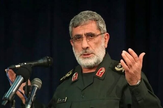 قاآنی: جنایت‌های دشمنان هرگز فراموش نمی‌شود