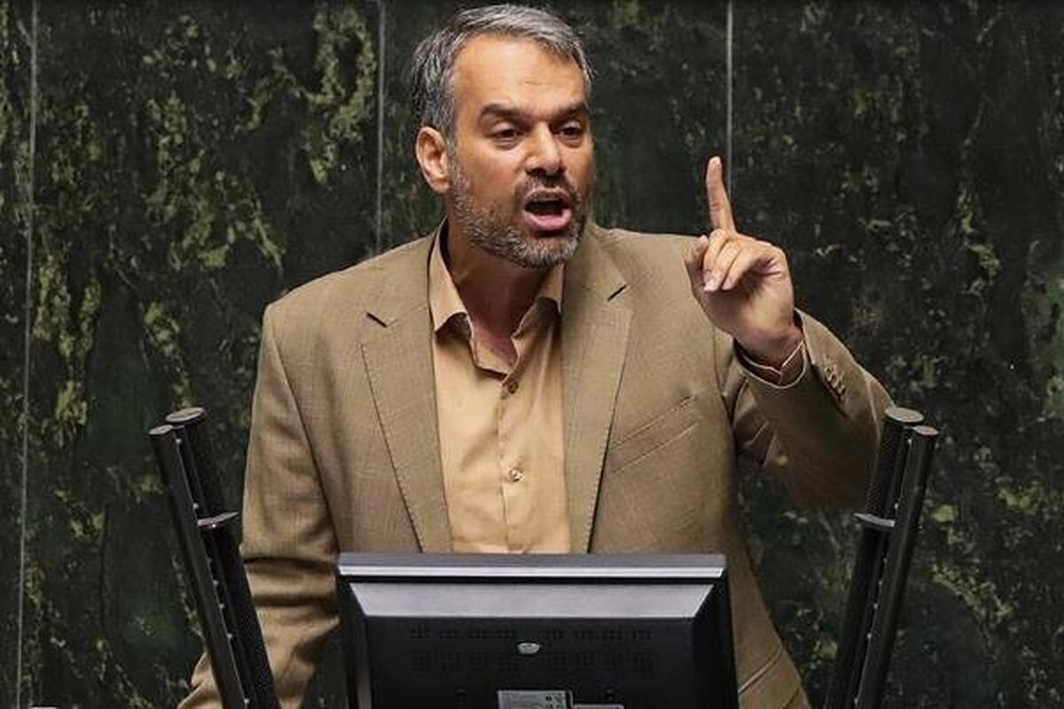 رشیدی‌کوچی: مردم انتظار دارند سایر اپلیکیشن‌ها رفع فیلتر شوند/ این اوضاع نابسامان است