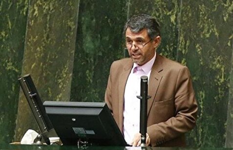 انتقاد یک نماینده از حقوق‌های ناعادلانه؛ مسوولان می‌دانند کارگران چگونه زندگی می‌کنند؟
