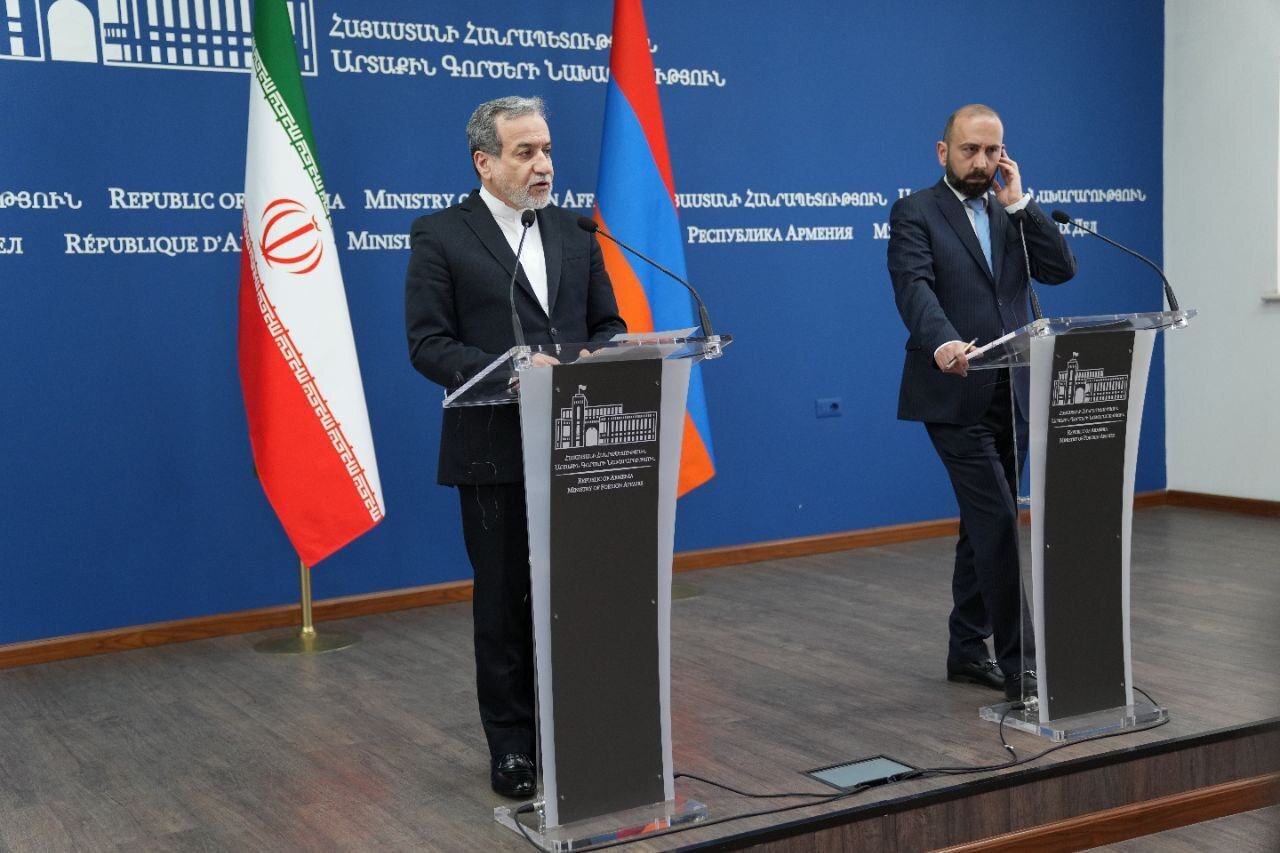 ایران هنوز به نامه ترامپ پاسخ نداده است/ تحت فشار، مذاکره مستقیم نمی‌کنیم