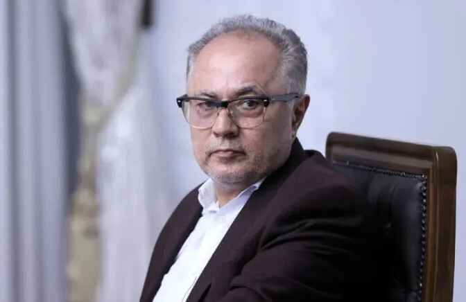 جنجال عجیب علیه دولت/ معاون پزشکیان به قطب جنوب رفته بود؟