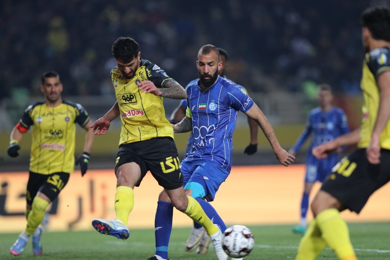 سپاهان ۱ - ۲ استقلال؛ ساپینتو در وقت اضافه ماندنی شد!