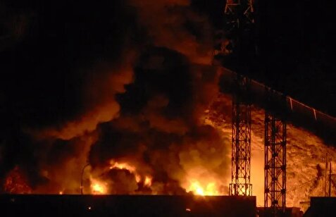 فوری؛ حمله هوایی آمریکا به کاراکاس/ ترامپ: مادورو و همسرش بازداشت شده‌اند