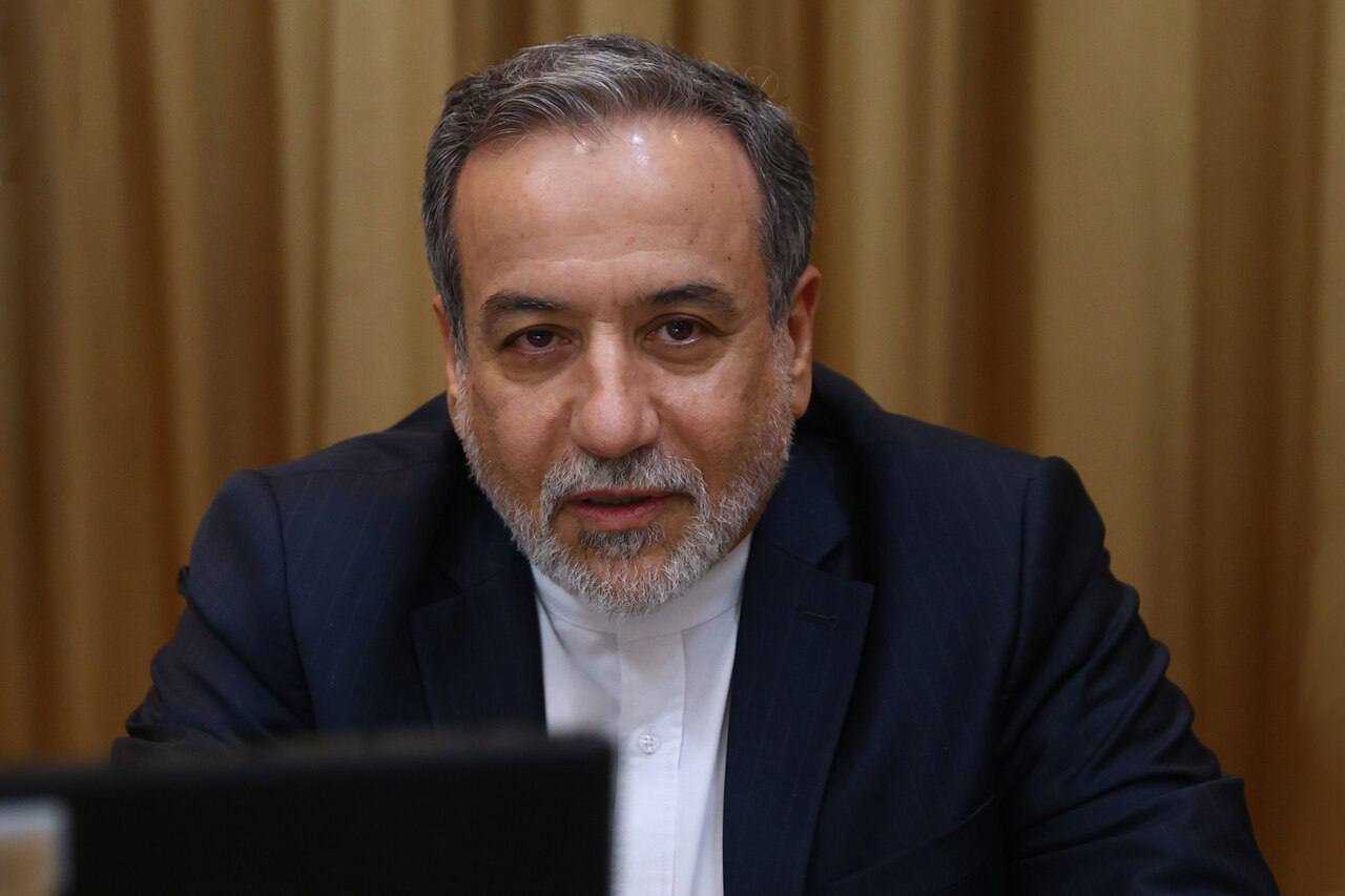 عراقچی: ترامپ از قانون جنگل صحبت می‌کند/ وضعیت اتباع ایرانی در ونزوئلا خوب است