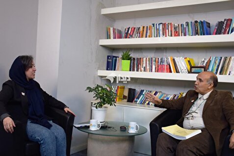 مهدی پازوکی: مذاکره یعنی تسلیم، تفکر اسراییلی‌هاست که تندرو‌ها آن را بیان می‌کنند/ حدادعادل با مصوبه تثبیت قیمت بنزین گفت به مردم عیدی دادم!/ طرفداران وفاق بانیان وضع موجود هستند