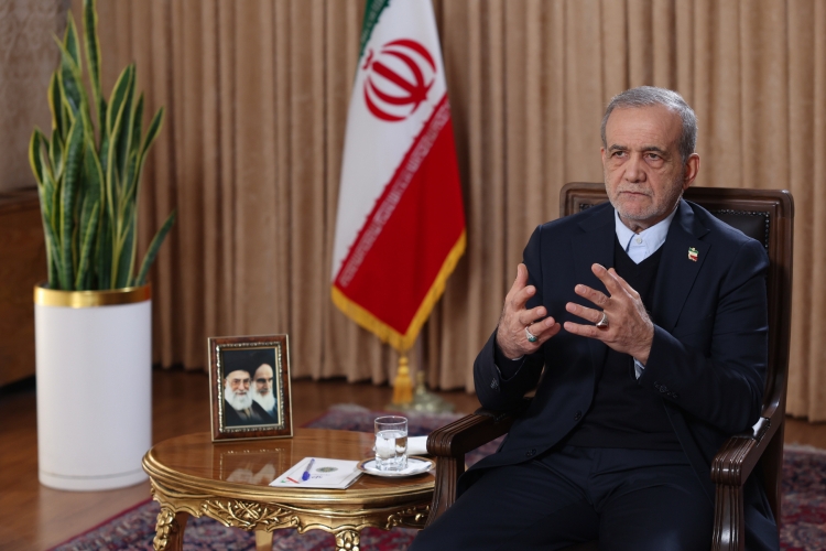 پزشکیان: اعتراضات مردم را به حق می‌دانیم/ حمله به اماکن عمومی نقشه آمریکا و اسرائیل است