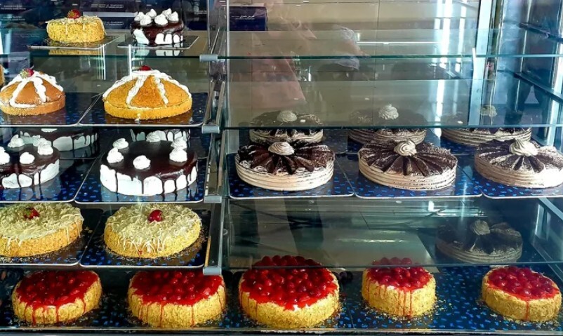 گرانی روغن؛ کسی از جلوی قنادی رد نمی‌شود!