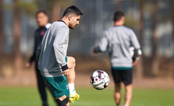 ۲ بازیکن پرسپولیس به فجر نرسیدند