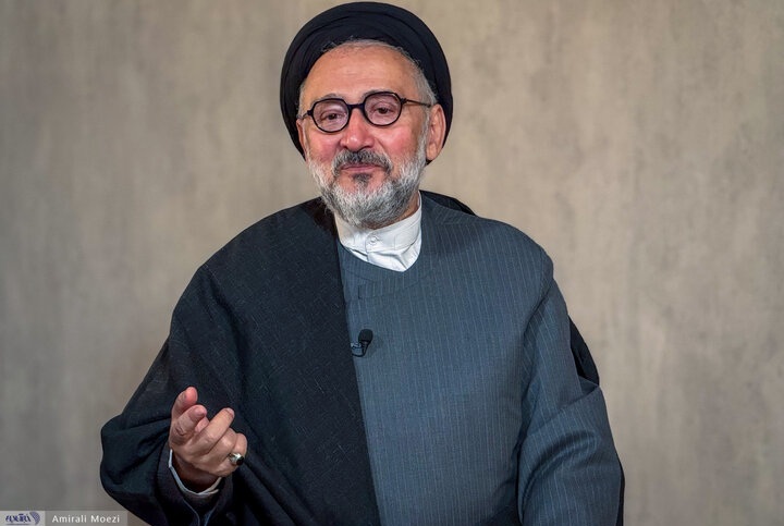 ابطحی: تداوم قطعی اینترنت میتواند بحران جدیدی ایجاد کند ابطحی: تداوم قطعی اینترنت میتواند بحران جدیدی ایجاد کند