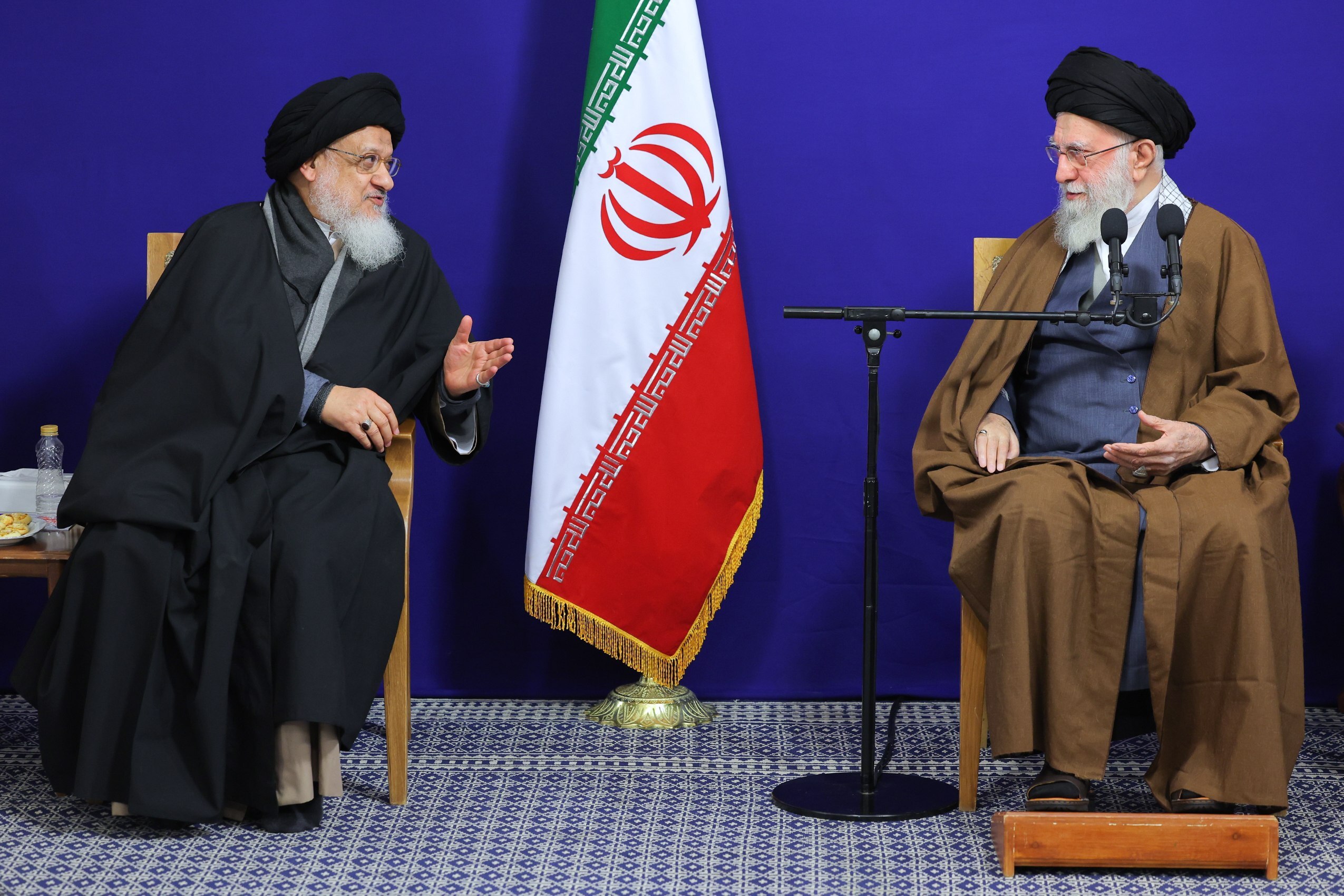 رهبر انقلاب: آیت‌الله میلانی با مبارزان و جریان‌های مختلف سیاسی ارتباط داشت