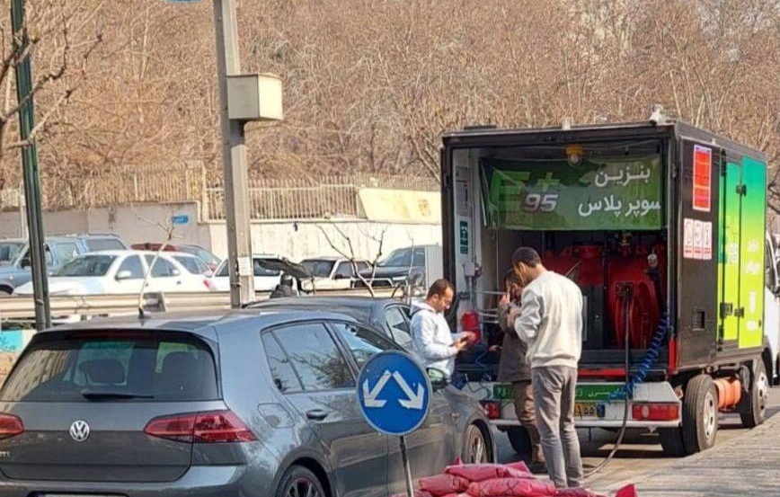 قیمت هر لیتر بنزین سوپر به ۸۰ هزار تومان رسید!