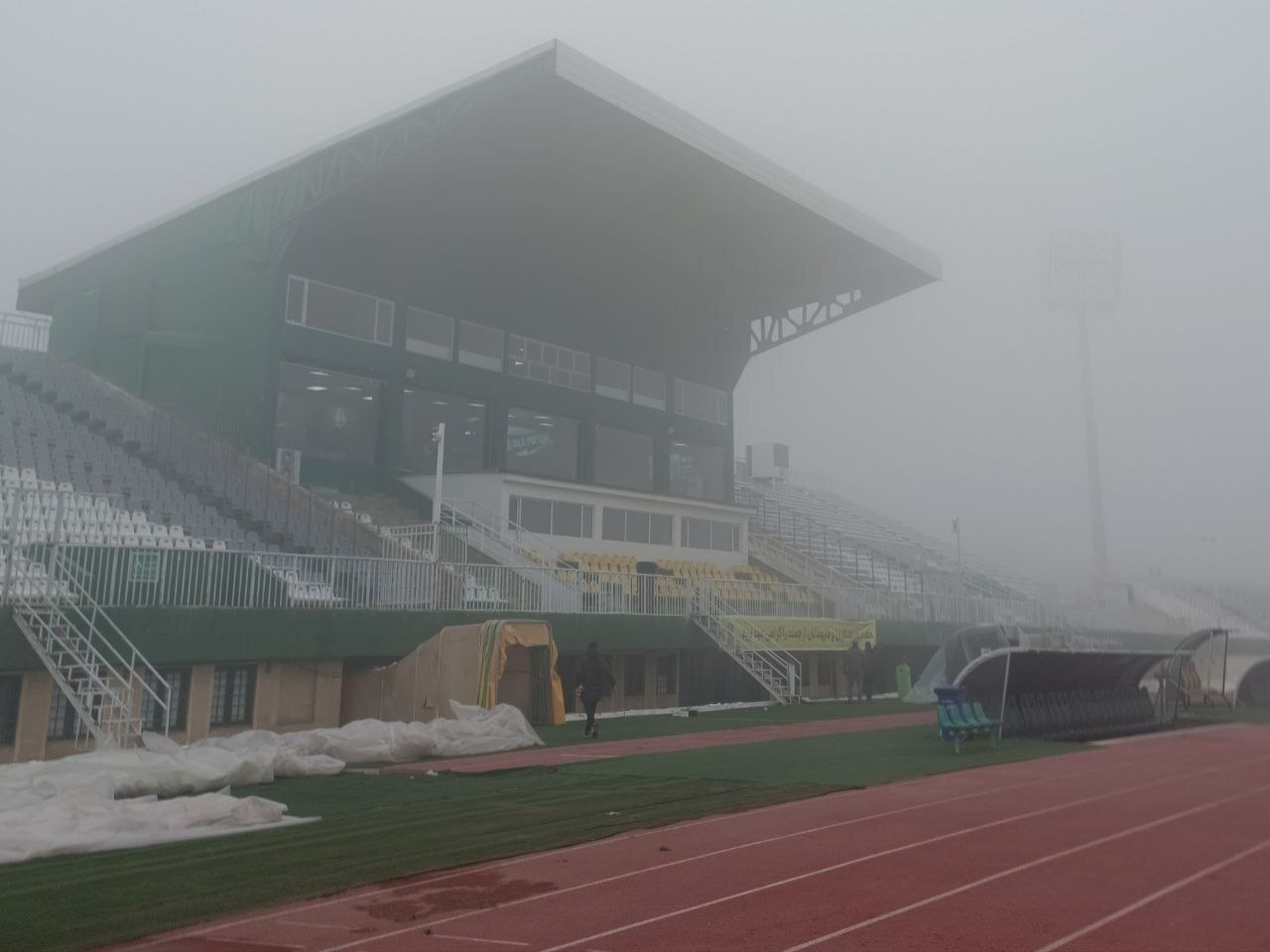 تعویق یک‌روزه دیدار آلومینیوم - ملوان/ جمعه ساعت ۱۳:۳۰