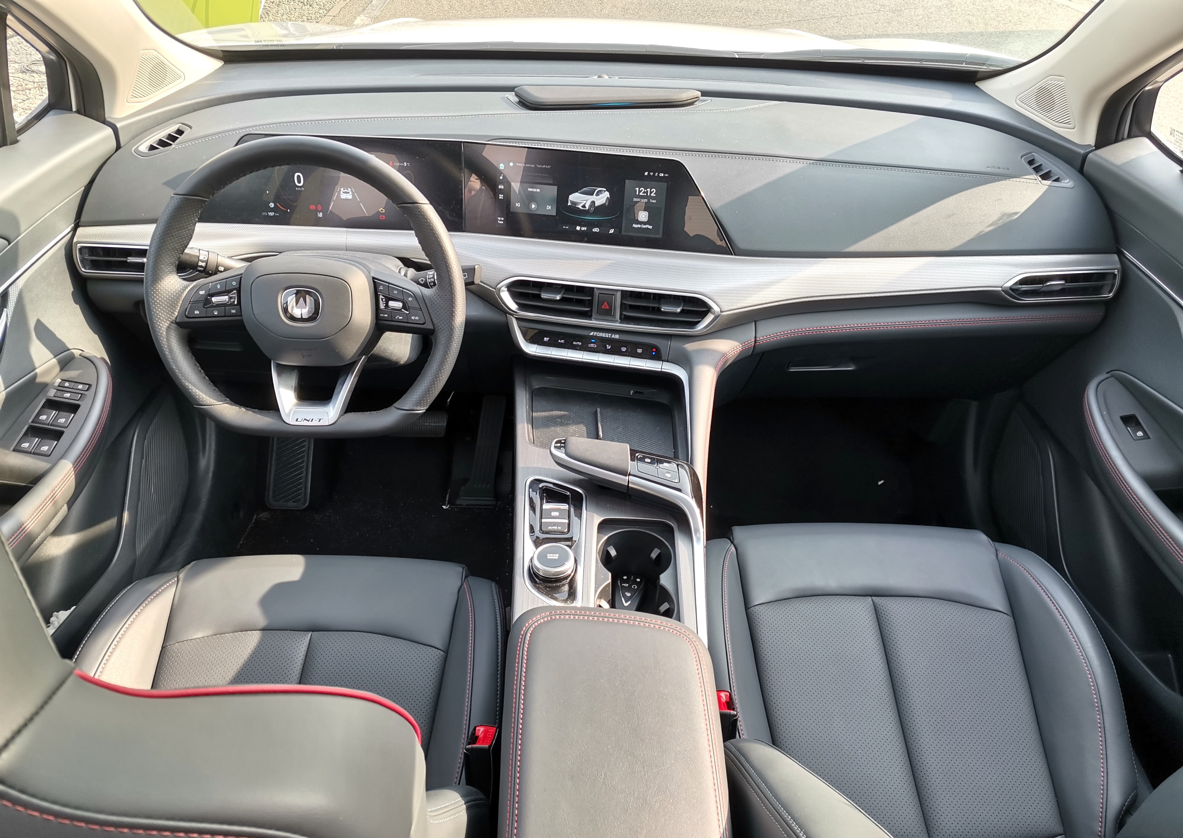 پشت فرمان چانگان یونیتی در پیست آزادی