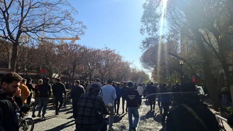 اعتراض بازاریان تهران به وضعیت اقتصادی؛ نرخ ارز کنترل شود