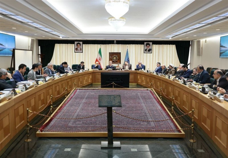 جلسه فوری در خصوص ارز و معیشت مردم