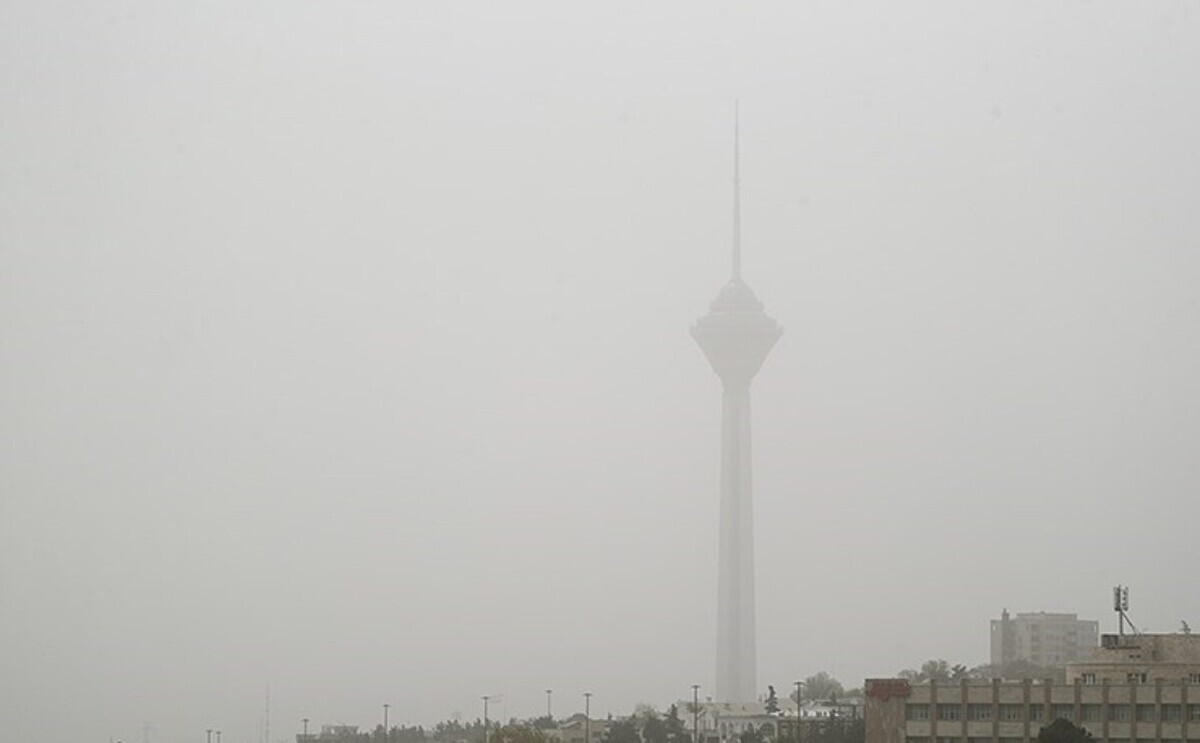 تهران روز چهارشنبه به علت «برودت هوا» تعطیل شد