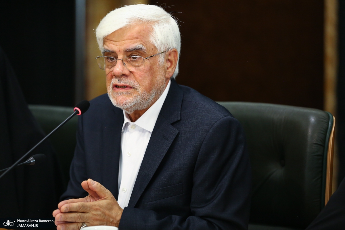 عارف: باغ‌های سیب و انگور در مناطق بحرانی آب