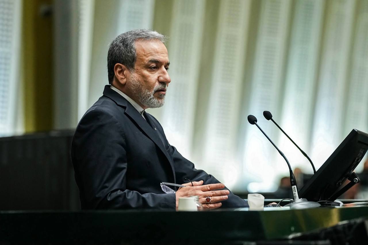 عراقچی: جدیت ایران در مذاکرات/ دیوار بی‌اعتمادی نسبت به آمریکا وجود دارد