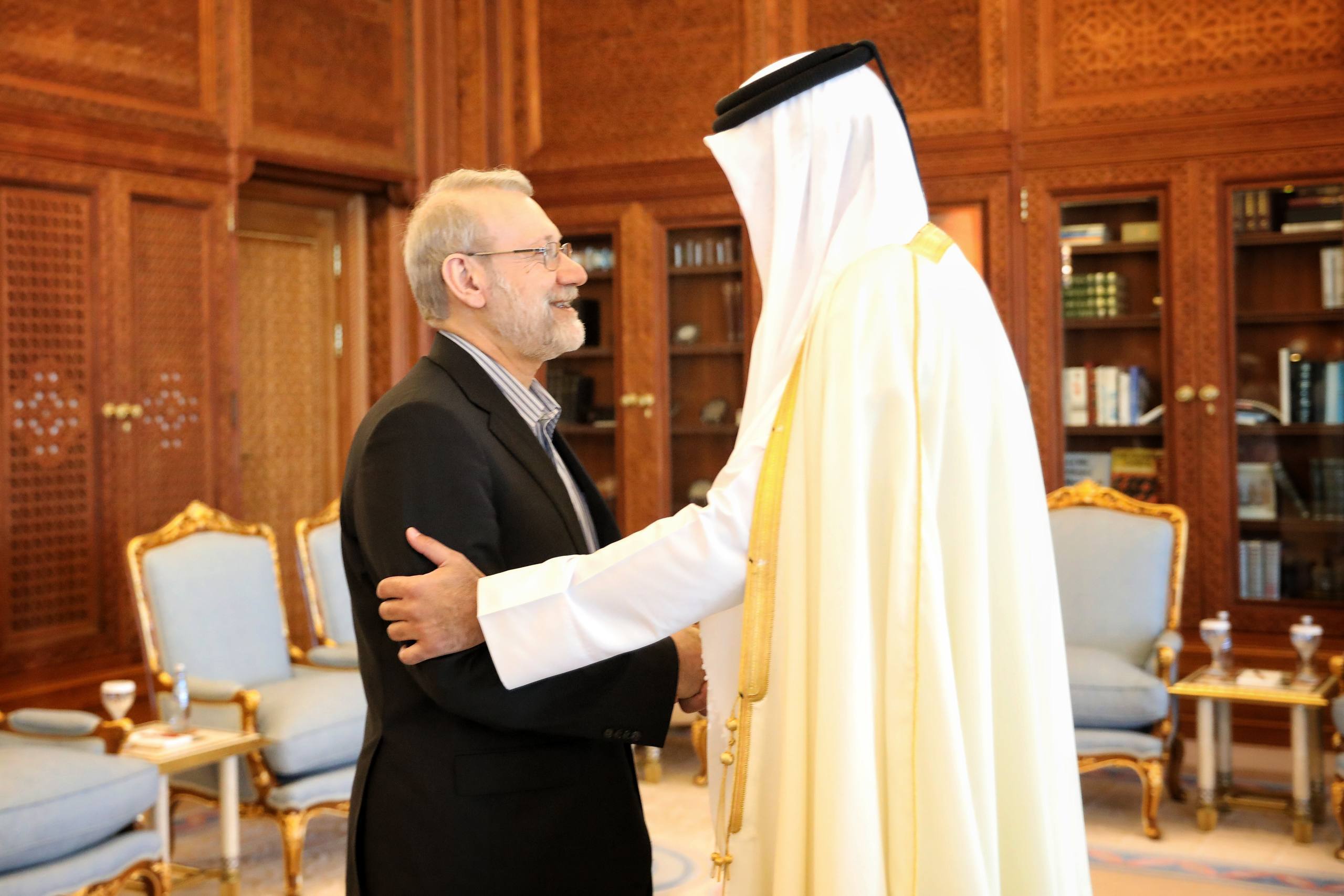 سفر لاریجانی به دوحه؛ امیر قطر با ترامپ گفت‌وگو کرد