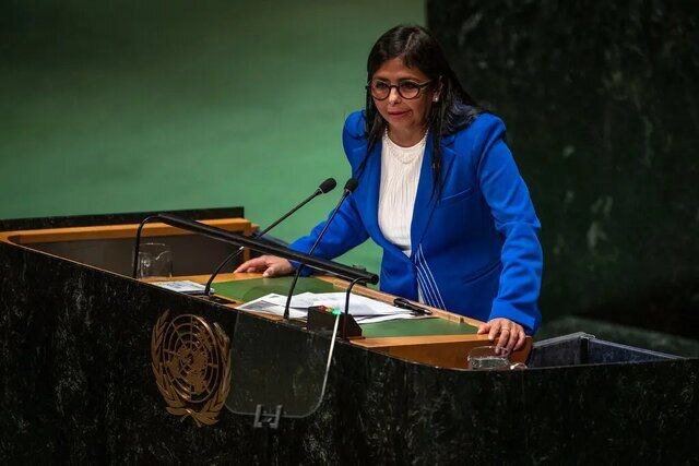 دلسی رودریگز: مادورو، همچنان رئیسجمهور قانونی ونزوئلا دلسی رودریگز: مادورو، همچنان رئیسجمهور قانونی ونزوئلا