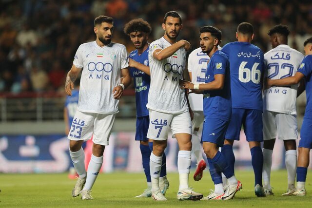 تقابل آبیها در یزد؛ نبرد با پنجرههای بسته تقابل آبیها در یزد؛ نبرد با پنجرههای بسته