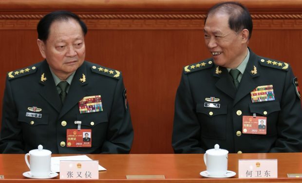 فرمانده عالیرتبه ارتش چین متهم شد؛ فساد مالی یا کودتا؟ فرمانده عالیرتبه ارتش چین متهم شد؛ فساد مالی یا کودتا؟