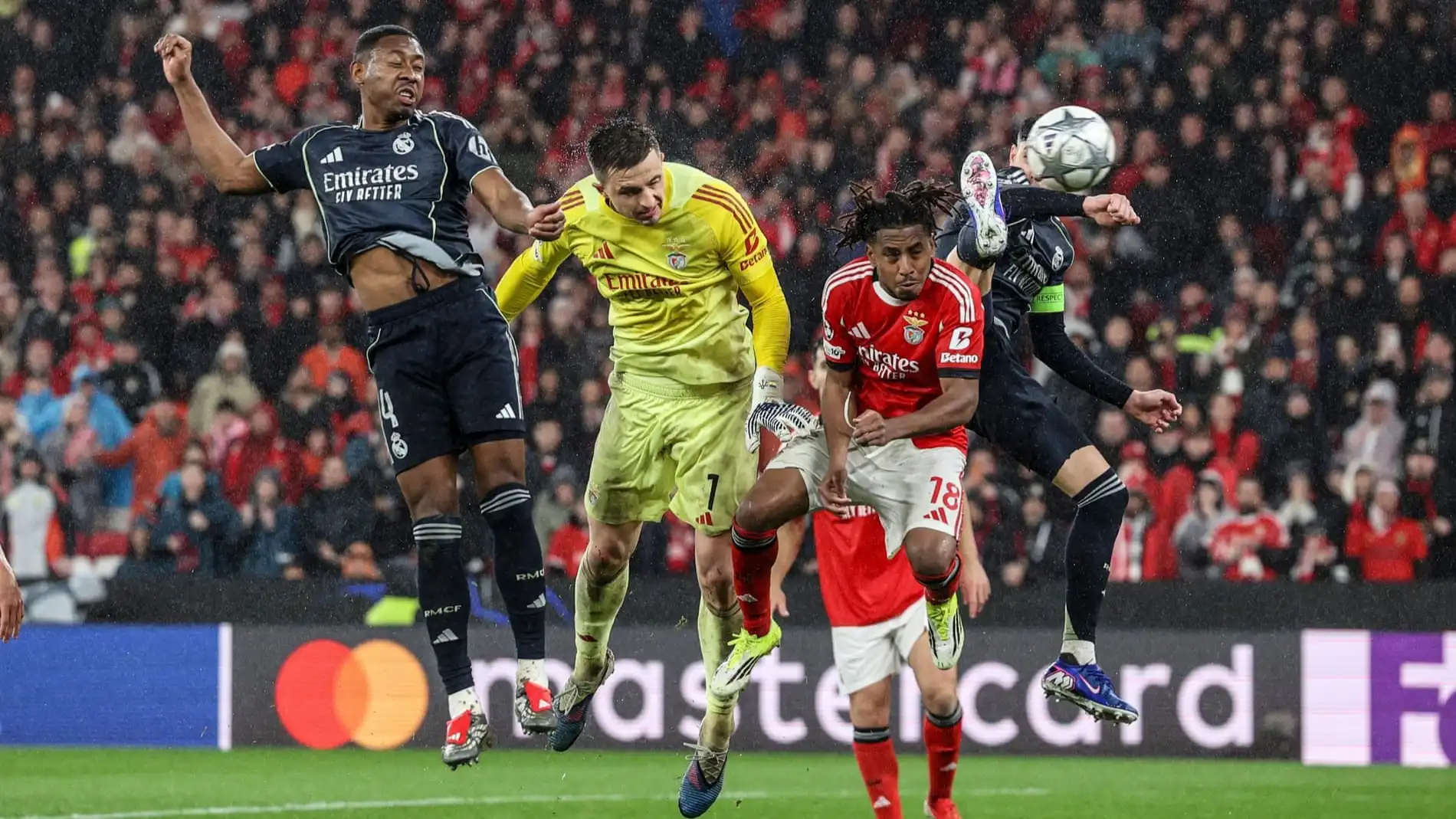 بارسا ۴ تا زد، رئال ۴ تا خورد/ گلزنی یک دروازهبان و شادی دیوانهوار مورینیو مقابل مادرید! +ویدیو بارسا ۴ تا زد، رئال ۴ تا خورد/ گلزنی یک دروازهبان و شادی دیوانهوار مورینیو مقابل مادرید! +ویدیو