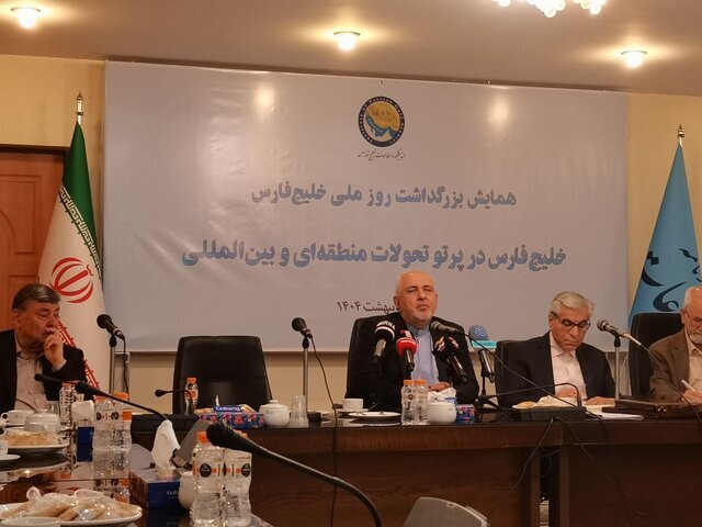 ظریف: تمام ایران عزادار بندرعباس است/ مذاکره تهدید نیست