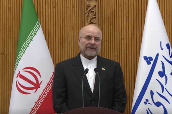 قالیباف: چگونه بگویم متوسط معدل چیست؟/ افزایش حقوق‌ها به معنای افزایش قدرت خرید نیست!