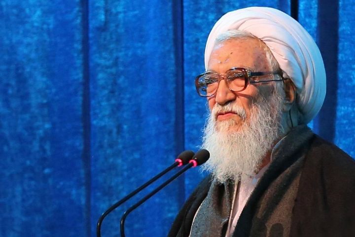 موحدی کرمانی: تورم مردم را تحت فشار قرار می‌دهد/ در مساله حجاب، به افراد محجبه امتیاز بدهیم