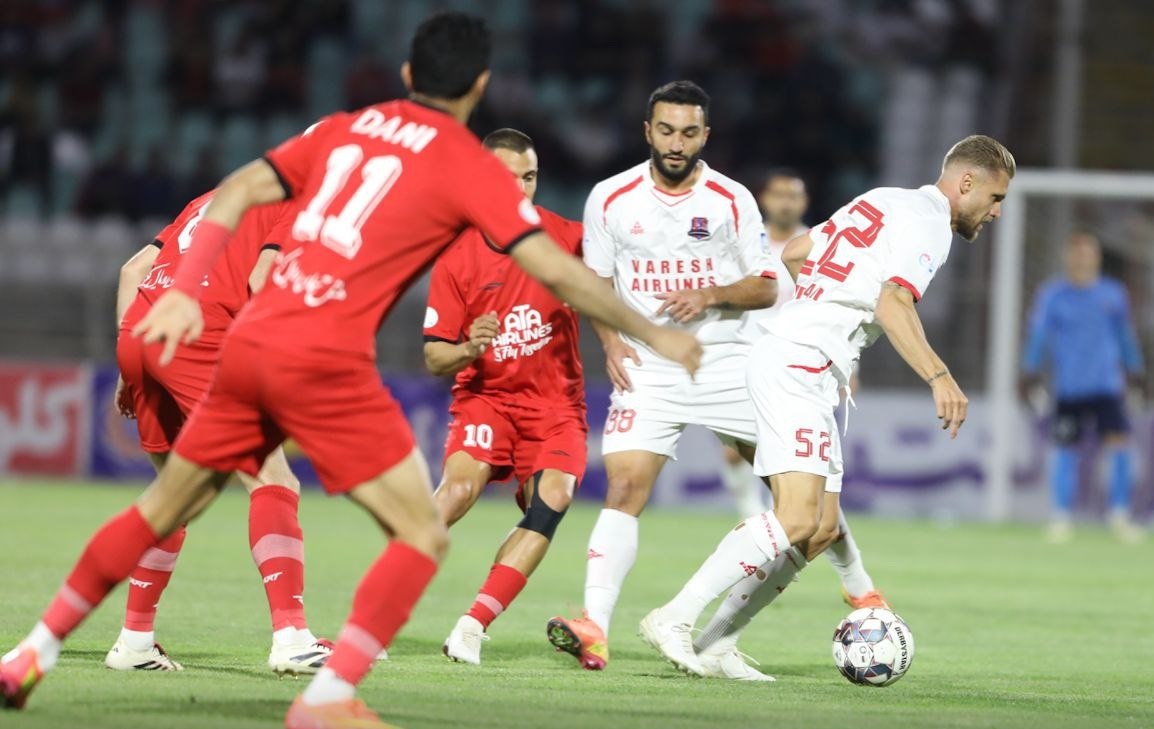 گزارش زنده: تراکتور ۲-۲ نساجی/ خیبر ۱-۱ پرسپولیس/ استقلال ۰-۰ چادرملو +ویدیو