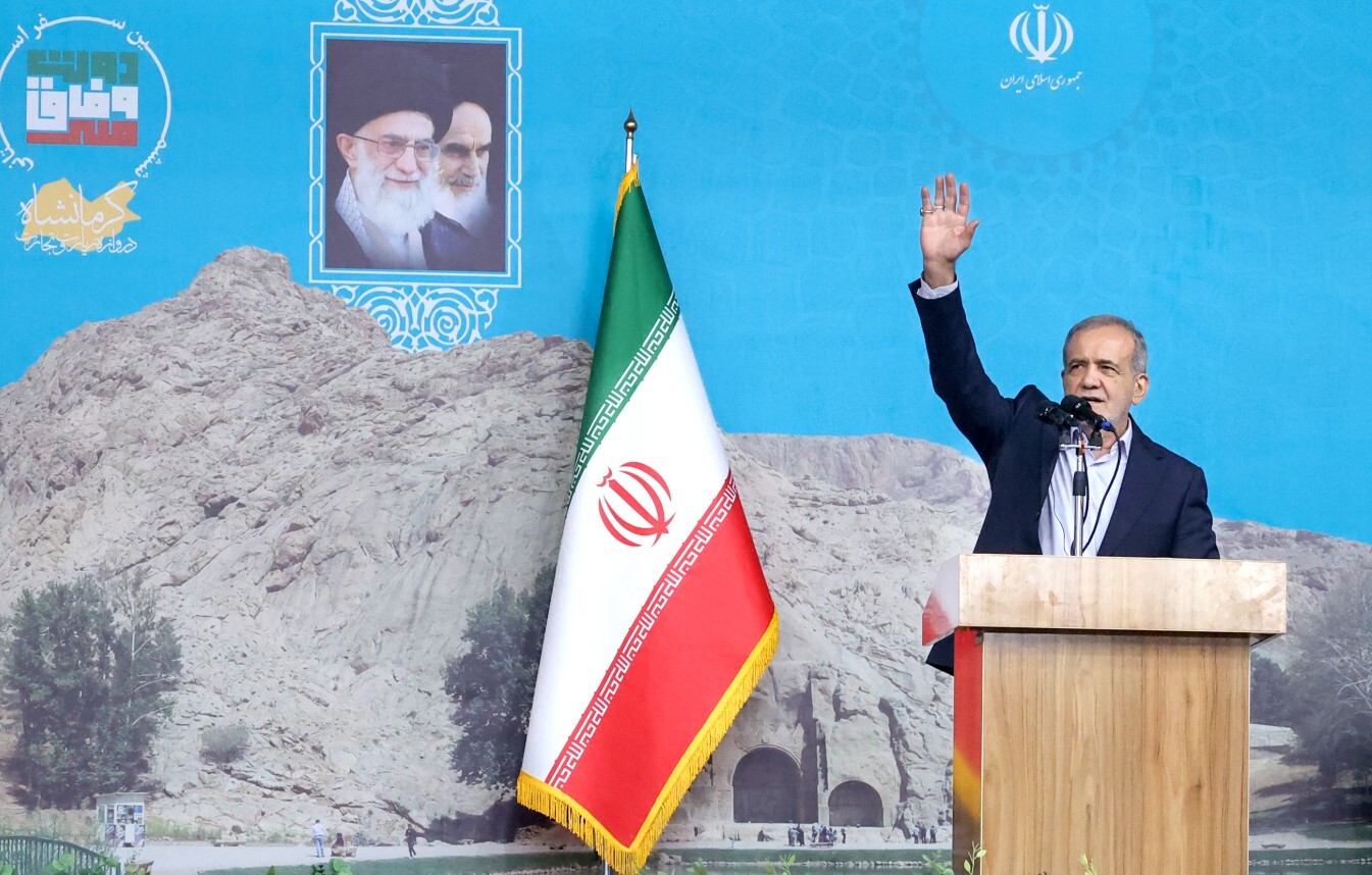 پزشکیان: فردی که دنیا را غارت کرده، مسوولان ایران را متهم می‌کند
