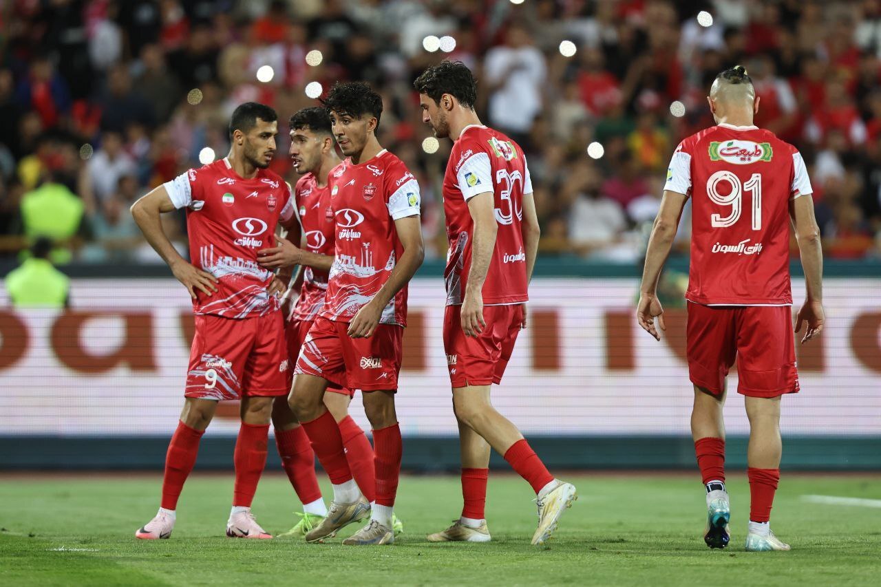 گزارش زنده: سپاهان ۱ - ۱ استقلال/ پرسپولیس ۰ - ۰ هوادار/ خوشحالی استقلالی‌ها پس از گل سپاهان! +ویدیو