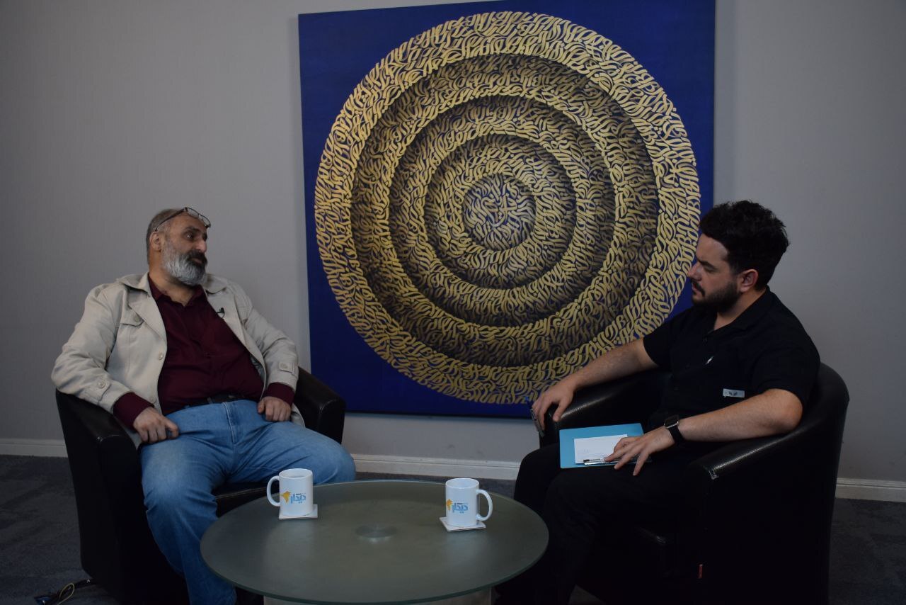 عبدالرضا داوری: کار توافق ایران و آمریکا را باید نهایی و تمام شده دانست/ احمدی‌نژاد معتقد است که امام زمان ظهور کرده، اما ما نمی‌توانیم ایشان را ببینیم!/ آقای کیهان! آگاهانه پروژه صهیونیست‌ها را پیش می‌برید یا جاهلانه؟