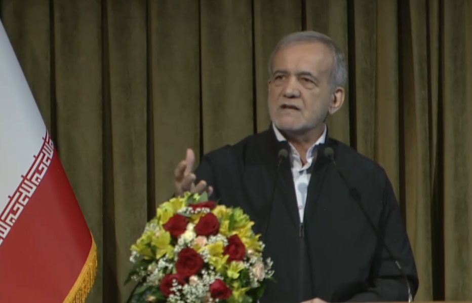پزشکیان: باید دغدغه یک زن خانوار که نان شب بچه را نمی‌تواند بدهد، داشته باشیم