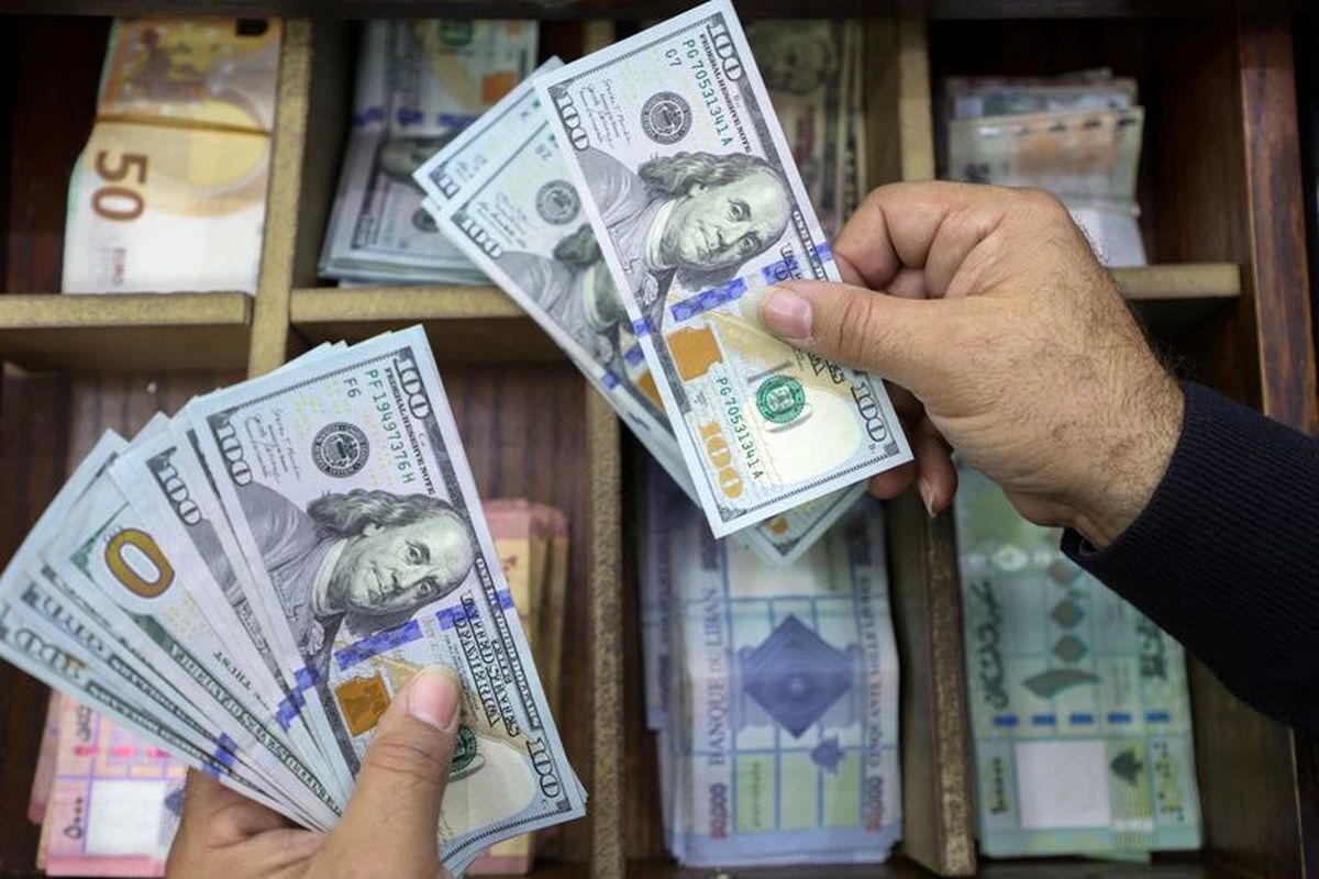 آرامش دلار قبل از دور سوم مذاکرات