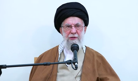 رهبر انقلاب: دهن‌لقی‌‌ها، اعتراض بی‌خود و تحلیل غلط گاهی تاثیر می‌گذارد