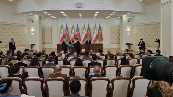 امضای ۷ تفاهم‌نامه میان ایران و آذربایجان