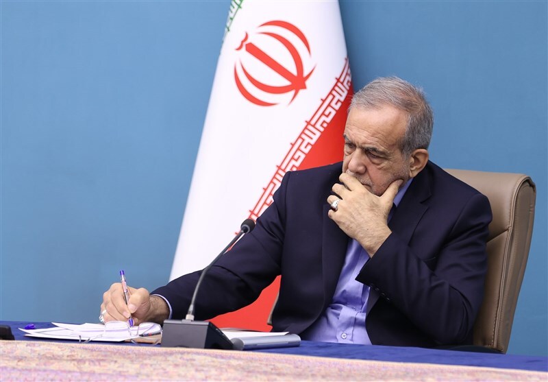 دستور رئیس‌جمهور برای توقف فروش اینترنتی دارو