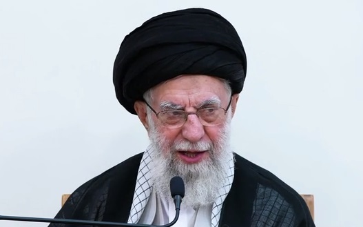 رهبر انقلاب: بعد از عاشورا فقط ۳ نفر اطراف امام سجاد(ع) باقی ماندند