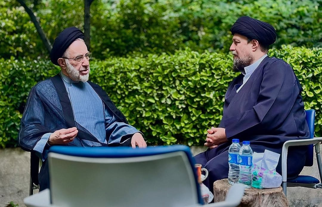 دیدار حسن خمینی و محمد خاتمی در بیت امام