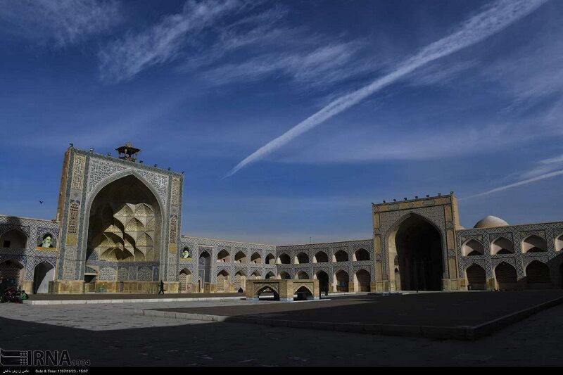 هشدار یونسکو؛ عبور مترو می‌تواند برای مسجد جامع اصفهان آسیب‌زا باشد