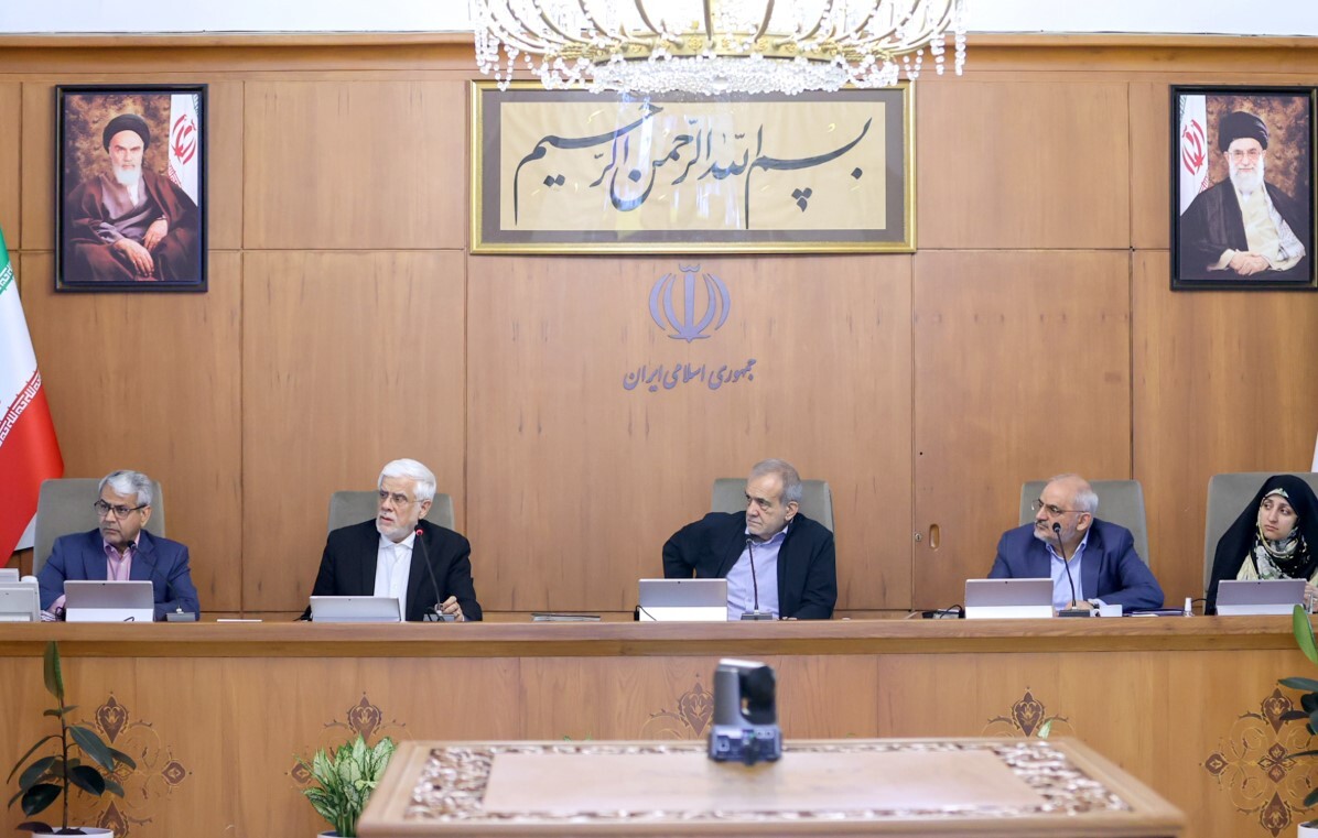 جلسه فوق‌العاده دولت پس از حمله اسرائیل/ تامین نیاز‌های اساسی، سوخت و دارو