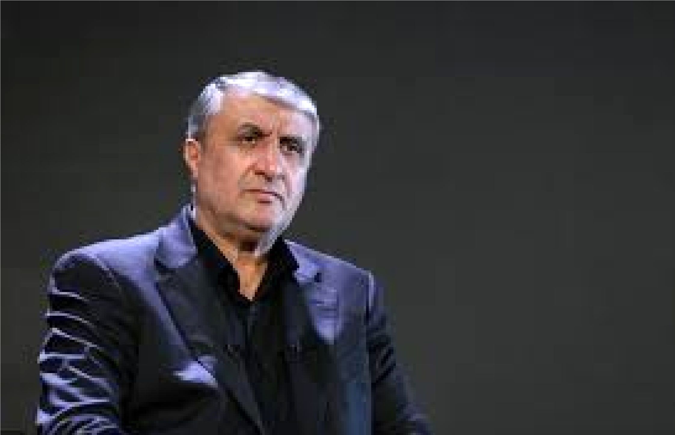 اسلامی: دیگران نمی‌توانند به ما بگویند چطور رفتار کنیم