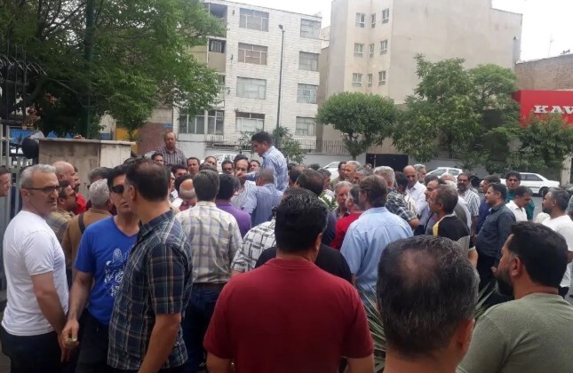 تجمع بازنشستگان شرکت واحد اتوبوسرانی تهران