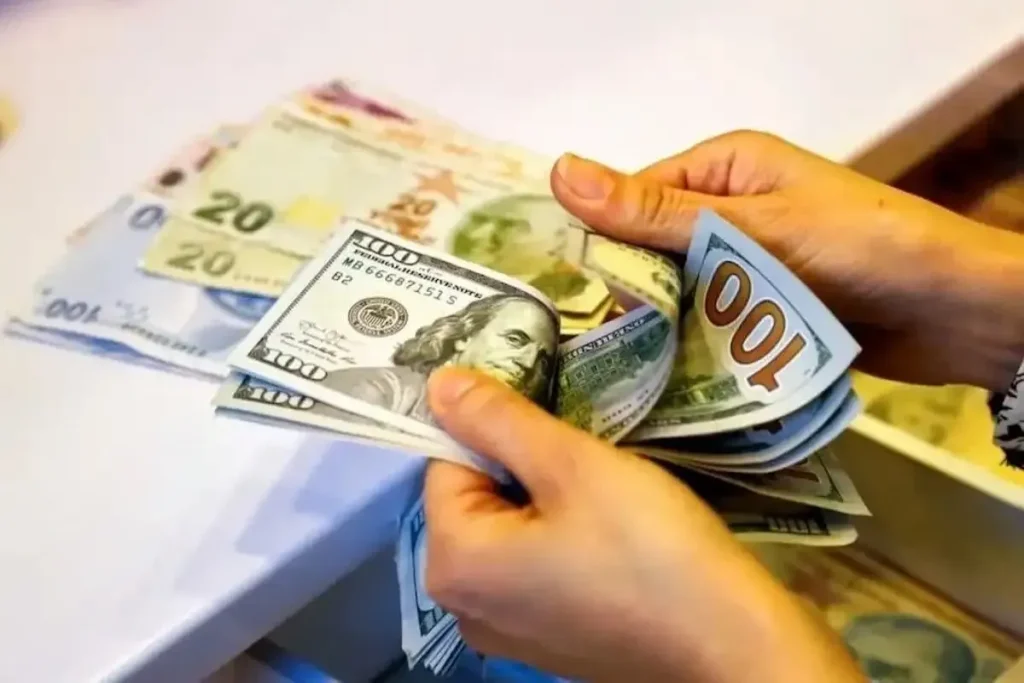 نوسان دلار در سایه مذاکرات +جدول
