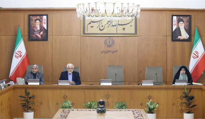 وزیر بهداشت از کاهش مهاجرت کادر درمان خبر داد