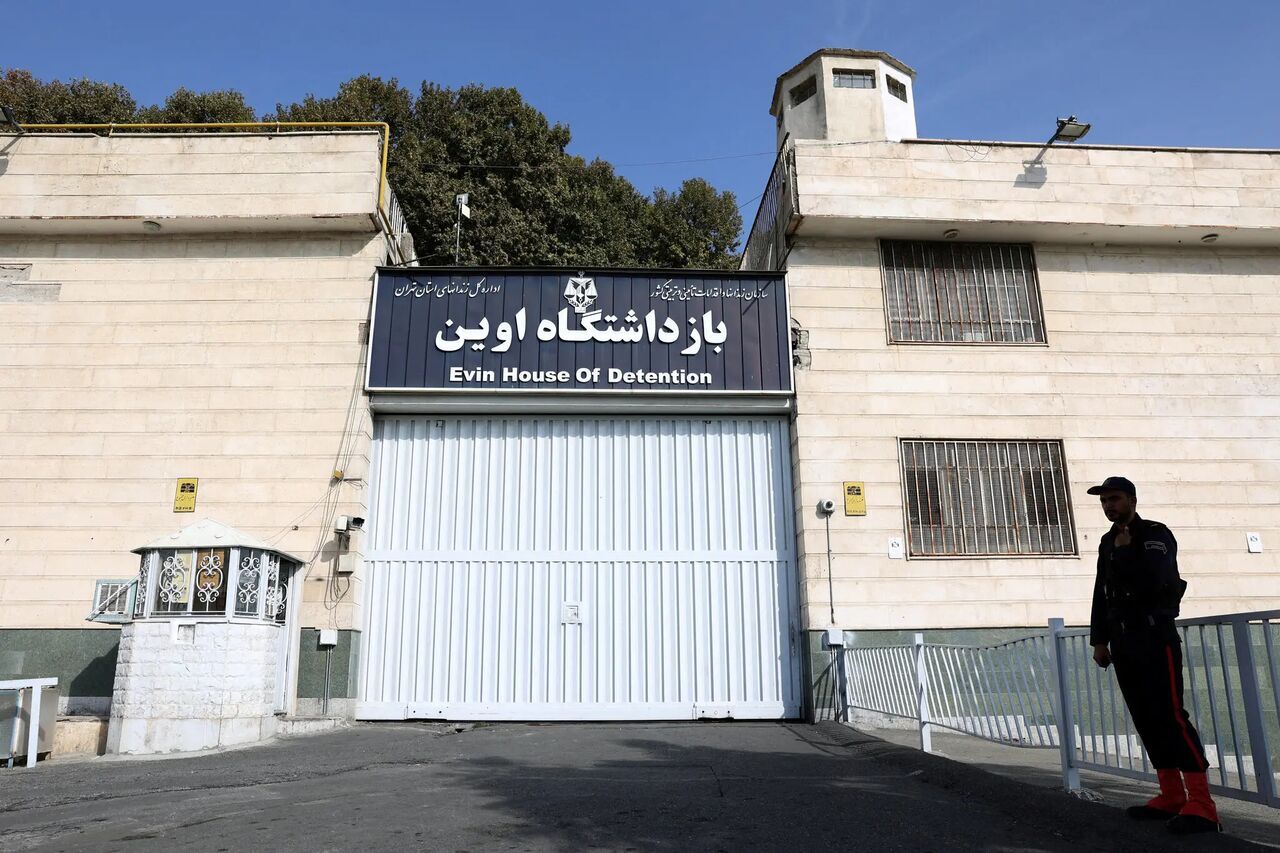 رسیدگی به وضعیت خانواده شهدا و مجروحان اوین در اولویت است